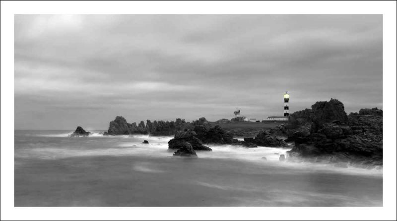 ouessant phare du crach - ushant the crach lighthouse.jpg
